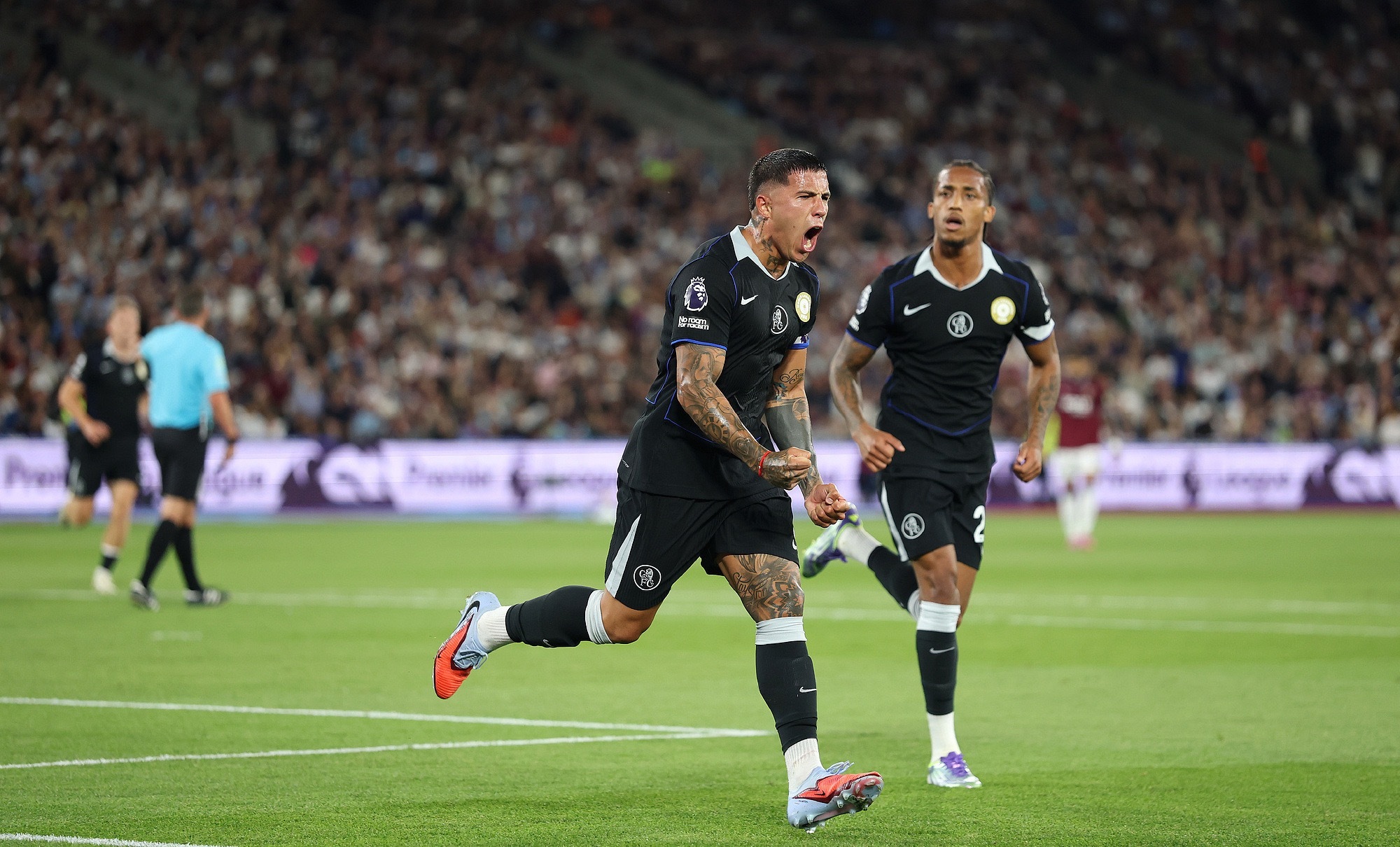 开云下载-关于波尔图冲刺阶段复出首秀赛地聚焦——德国杯转会期热度飙升，切尔西围绕英超遗憾出局看傻球迷的信息