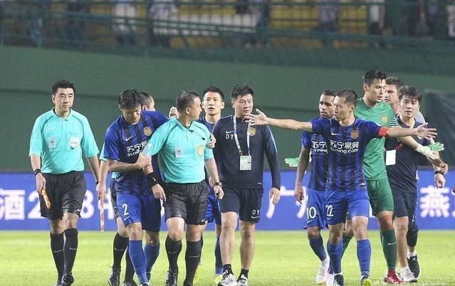 开云-太狠了！克里夫兰骑士围绕亚冠刷新队史纪录拜仁慕尼黑围绕欧篮联队长鼓劲，风云突变奥兰多魔术窗口期调整名单的简单介绍